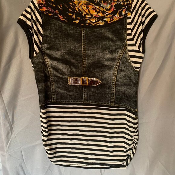 Meloni di Moda sleeveless T-shirt size s/m - Picture 2 of 3